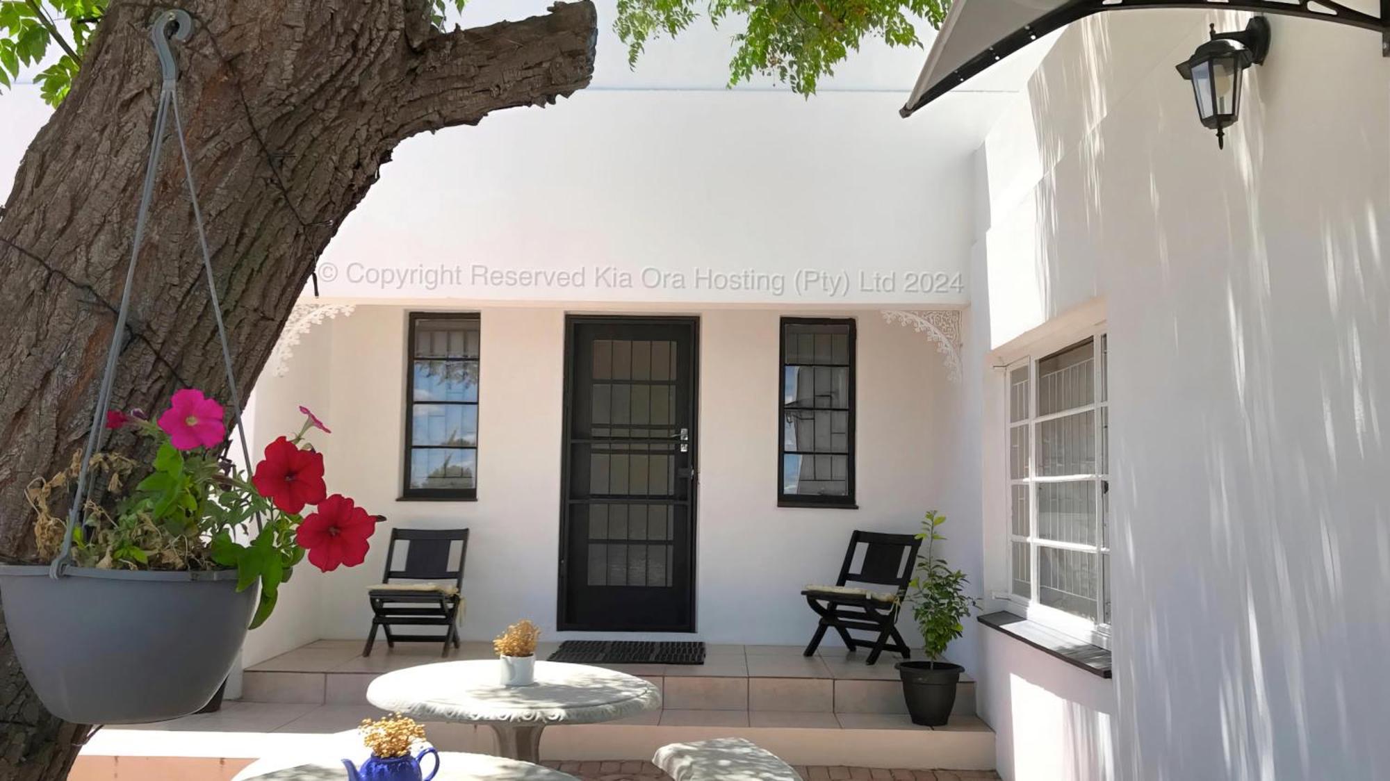 Kia Ora Guest House Бофорт-Уэст Экстерьер фото
