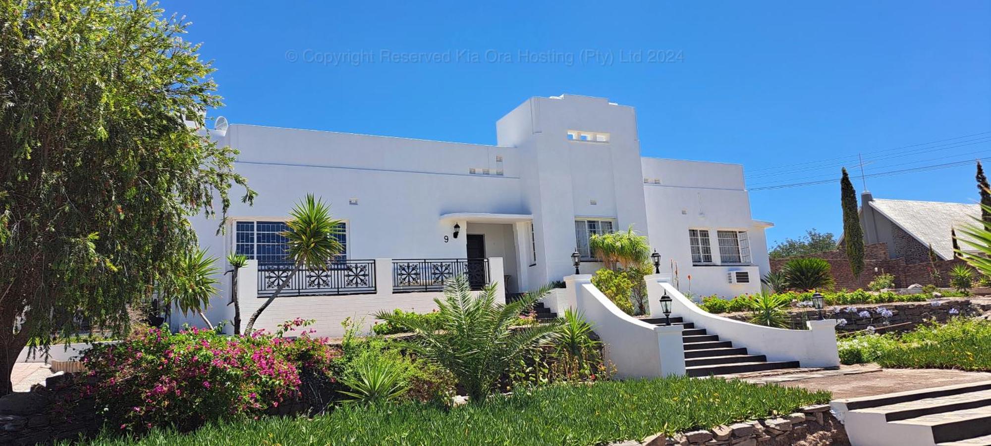 Kia Ora Guest House Бофорт-Уэст Экстерьер фото